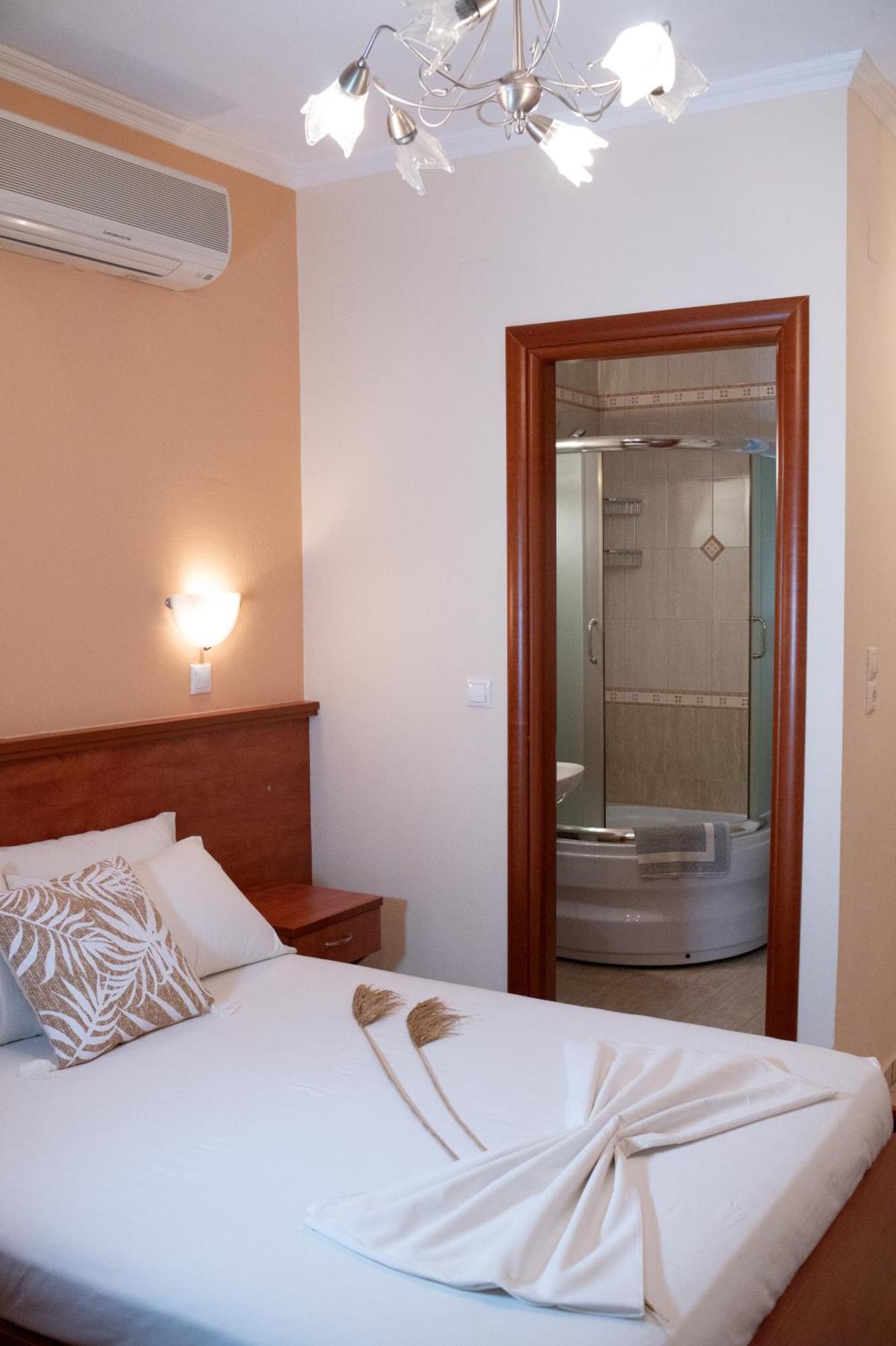 Prince Apartments Volissos Habitación foto